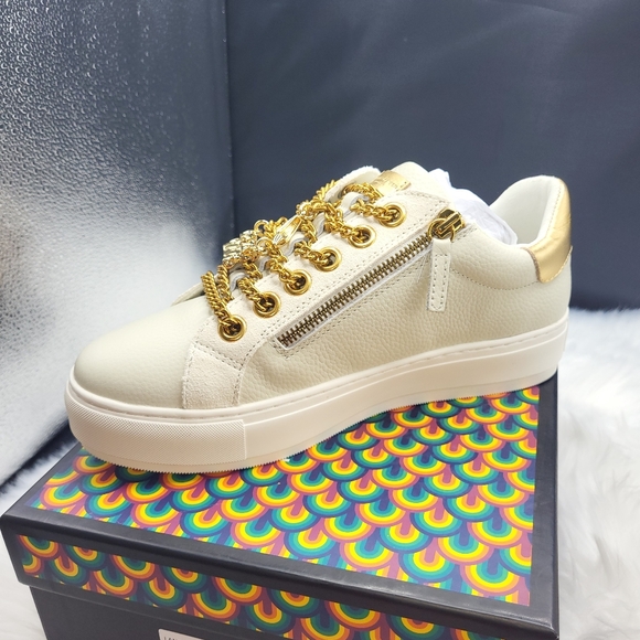 Kurt Geiger Cream Sneakers with Gold Chains - Picture 5 of 8
